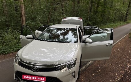 Toyota Camry, 2018 год, 2 800 000 рублей, 11 фотография
