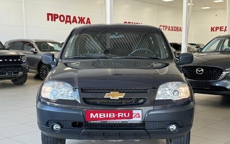 Chevrolet Niva I рестайлинг, 2017 год, 775 000 рублей, 2 фотография