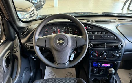 Chevrolet Niva I рестайлинг, 2017 год, 775 000 рублей, 9 фотография