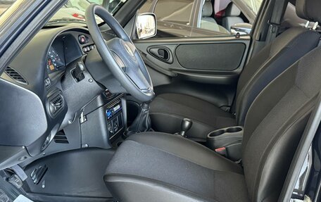 Chevrolet Niva I рестайлинг, 2017 год, 775 000 рублей, 15 фотография
