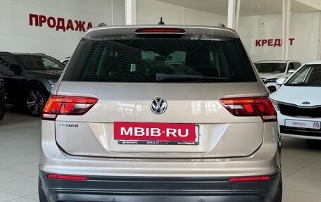 Volkswagen Tiguan II, 2019 год, 2 295 000 рублей, 6 фотография