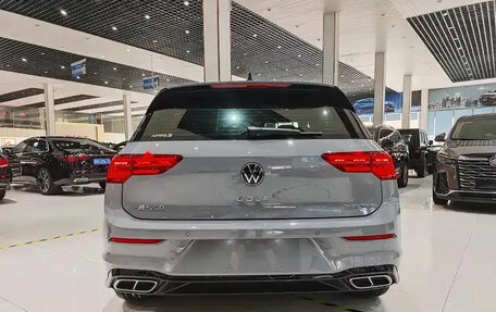 Volkswagen Golf VIII, 2023 год, 1 920 000 рублей, 5 фотография