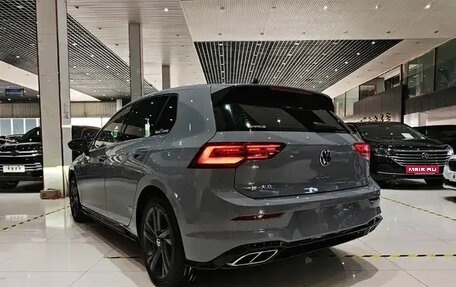 Volkswagen Golf VIII, 2023 год, 1 920 000 рублей, 4 фотография