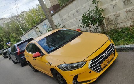 Hyundai Elantra VI рестайлинг, 2018 год, 625 000 рублей, 2 фотография
