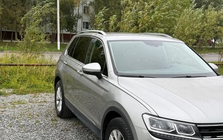 Volkswagen Tiguan II, 2017 год, 2 180 000 рублей, 2 фотография