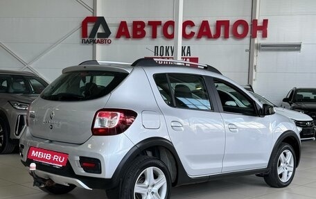 Renault Sandero II рестайлинг, 2017 год, 1 045 000 рублей, 5 фотография