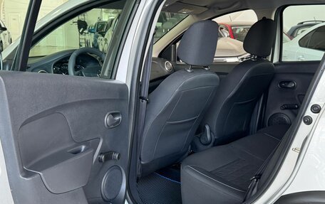 Renault Sandero II рестайлинг, 2017 год, 1 045 000 рублей, 18 фотография