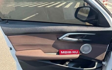 BMW 1 серия, 2023 год, 1 860 000 рублей, 12 фотография