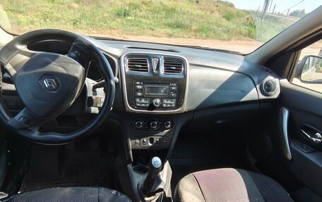 Renault Logan II, 2014 год, 290 000 рублей, 7 фотография