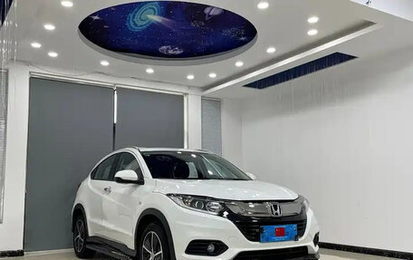 Honda Vezel, 2022 год, 1 164 000 рублей, 10 фотография