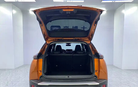 Peugeot 2008 II, 2022 год, 1 150 000 рублей, 12 фотография