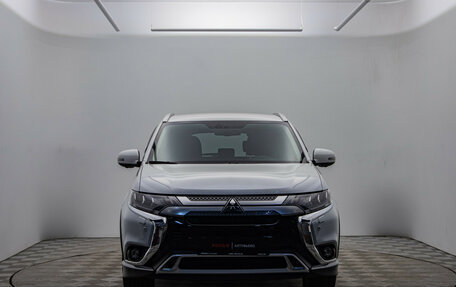 Mitsubishi Outlander III рестайлинг 3, 2020 год, 2 838 000 рублей, 2 фотография