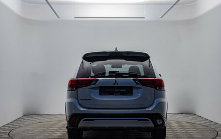 Mitsubishi Outlander III рестайлинг 3, 2020 год, 2 838 000 рублей, 6 фотография