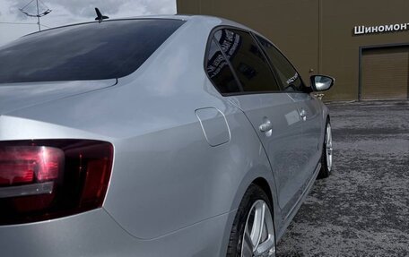 Volkswagen Jetta VI, 2016 год, 1 300 000 рублей, 4 фотография