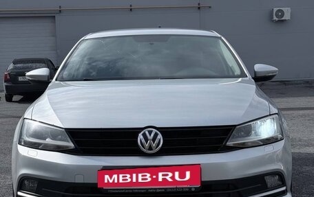 Volkswagen Jetta VI, 2016 год, 1 300 000 рублей, 2 фотография