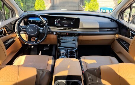 KIA Carnival, 2022 год, 4 390 000 рублей, 15 фотография