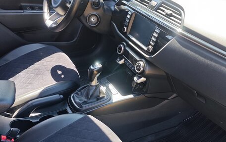 KIA Rio IV, 2017 год, 1 240 000 рублей, 6 фотография