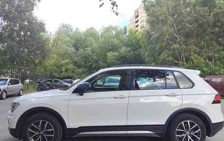 Volkswagen Tiguan II, 2019 год, 2 300 000 рублей, 5 фотография