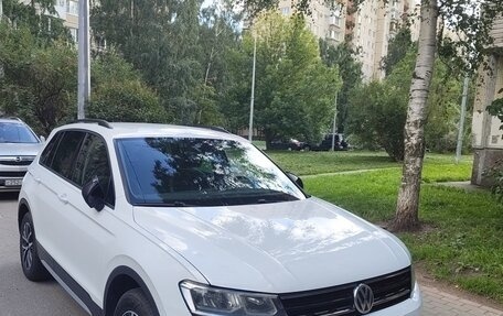 Volkswagen Tiguan II, 2019 год, 2 300 000 рублей, 3 фотография