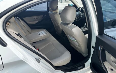 BMW 3 серия, 2013 год, 1 800 000 рублей, 10 фотография