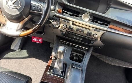 Lexus ES VII, 2016 год, 3 150 000 рублей, 18 фотография