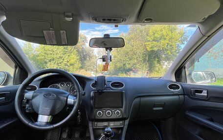 Ford Focus II рестайлинг, 2005 год, 300 000 рублей, 13 фотография