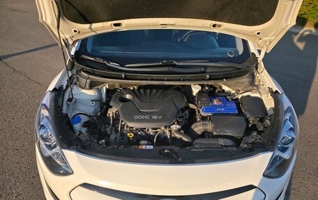 Hyundai i30 II рестайлинг, 2012 год, 900 000 рублей, 11 фотография