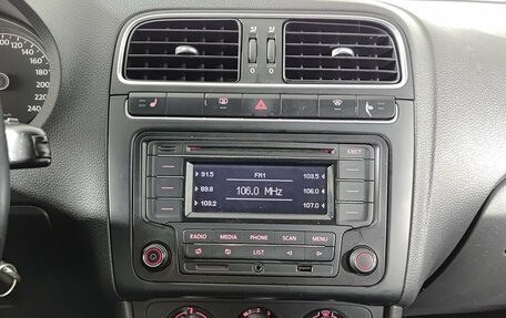 Volkswagen Polo VI (EU Market), 2014 год, 750 000 рублей, 17 фотография