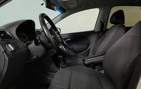 Volkswagen Polo VI (EU Market), 2014 год, 750 000 рублей, 19 фотография