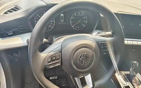 MG 5, 2023 год, 915 000 рублей, 7 фотография