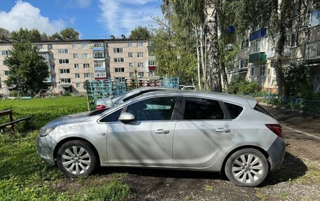 Opel Astra J, 2011 год, 400 000 рублей, 5 фотография