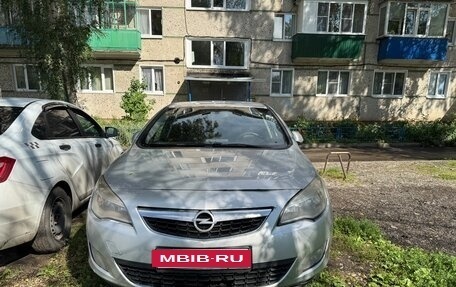 Opel Astra J, 2011 год, 400 000 рублей, 4 фотография