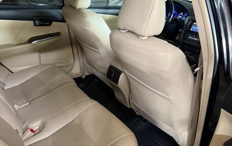 Toyota Camry, 2017 год, 1 700 000 рублей, 6 фотография