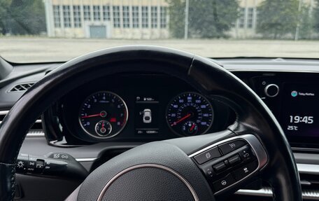 KIA K5, 2021 год, 2 400 000 рублей, 7 фотография