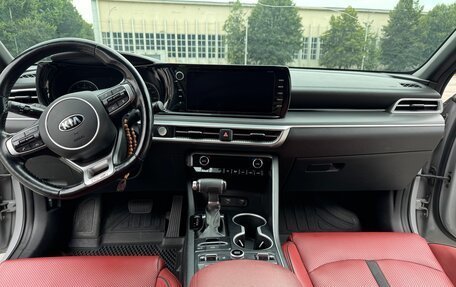 KIA K5, 2021 год, 2 400 000 рублей, 9 фотография
