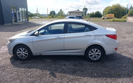 Hyundai Solaris II рестайлинг, 2015 год, 499 999 рублей, 5 фотография