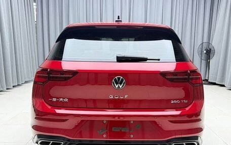 Volkswagen Golf VIII, 2022 год, 2 370 000 рублей, 6 фотография