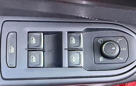 Volkswagen Golf VIII, 2022 год, 2 370 000 рублей, 19 фотография