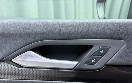 Volkswagen Golf VIII, 2022 год, 2 370 000 рублей, 20 фотография