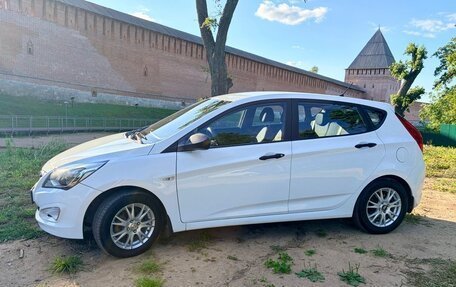 Hyundai Solaris II рестайлинг, 2014 год, 950 000 рублей, 6 фотография