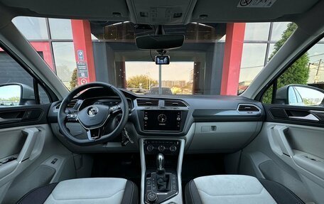 Volkswagen Tiguan I, 2018 год, 2 650 000 рублей, 16 фотография