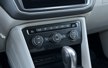 Volkswagen Tiguan I, 2018 год, 2 650 000 рублей, 19 фотография