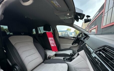 Volkswagen Tiguan I, 2018 год, 2 650 000 рублей, 21 фотография