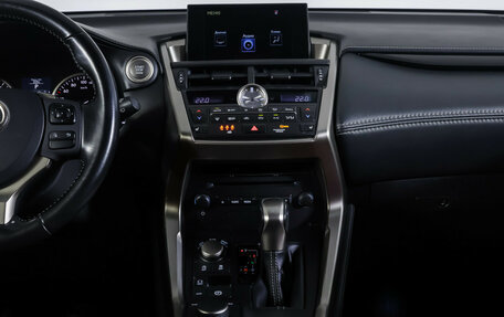Lexus NX I, 2016 год, 2 490 000 рублей, 13 фотография