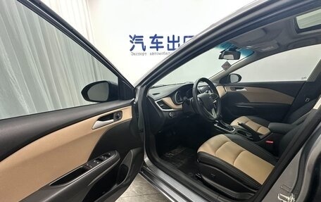 Chevrolet Cruze II, 2022 год, 1 590 000 рублей, 7 фотография