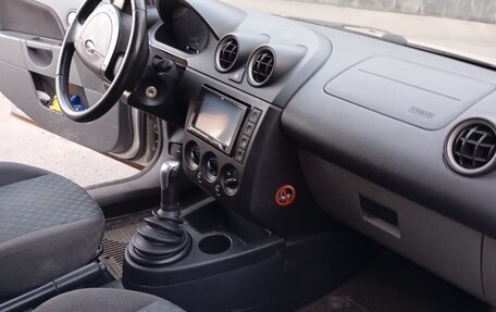 Ford Fiesta, 2002 год, 185 000 рублей, 5 фотография