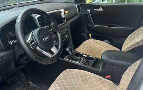 KIA Sportage IV рестайлинг, 2020 год, 2 190 000 рублей, 6 фотография
