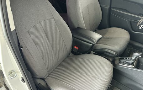Hyundai Solaris II рестайлинг, 2021 год, 1 620 000 рублей, 8 фотография