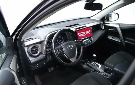 Toyota RAV4, 2018 год, 2 390 000 рублей, 10 фотография