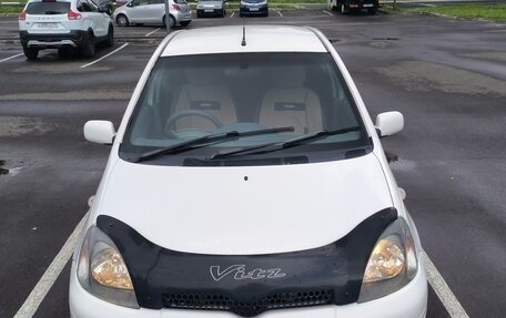 Toyota Vitz, 2001 год, 320 000 рублей, 2 фотография